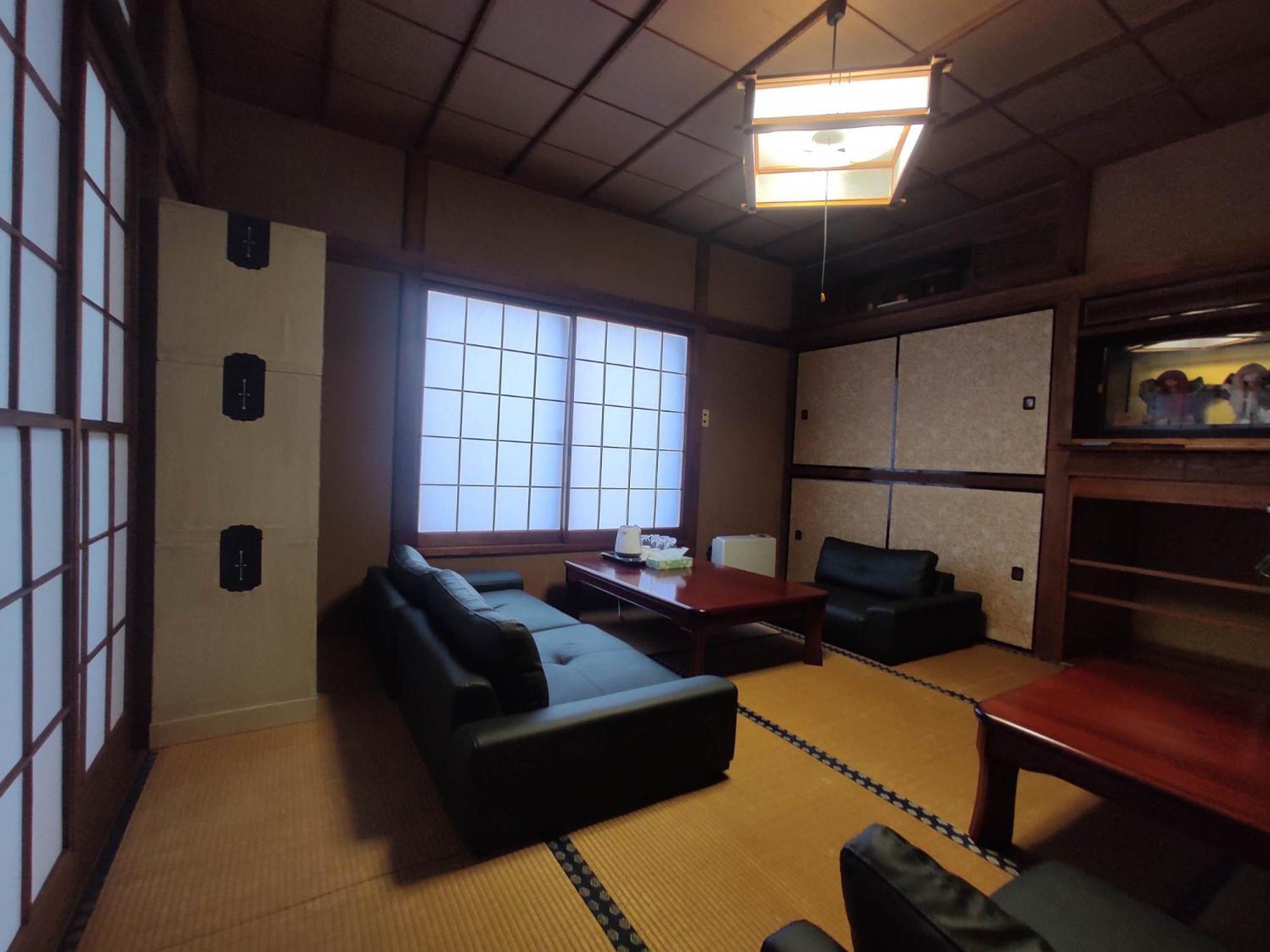 Guesthouse Kincha 駅東口 Уцуномия Екстериор снимка